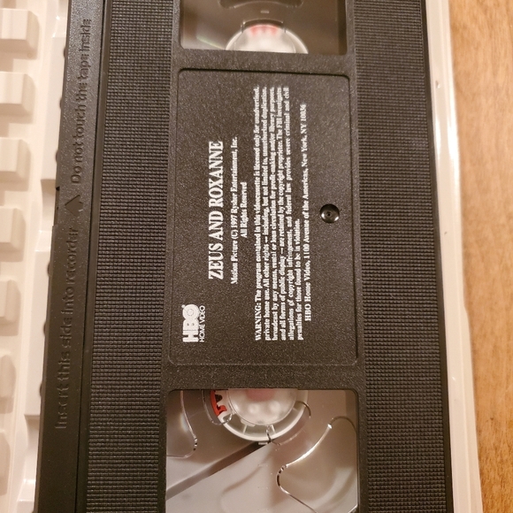 VINTAGE Zeus and Roxanne Clamshell VHS 1997 Steve Guttenberg Kathleen Quinlan - Picture 2 of 3